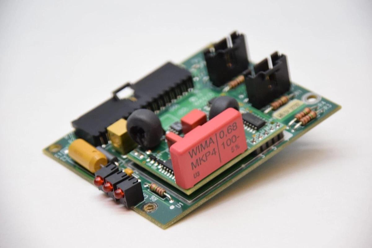 Used 758550-902 Rev B 758556 , Rev 53 , E04120770021 , F-758553-53 Circuit Board Card