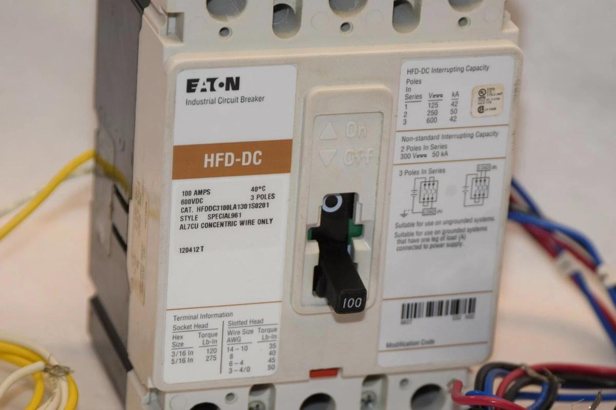 (NEW) EATON CUTLER HAMMER HFDDC3100LA1301S0201 100A Amp 3P Circuit Breaker