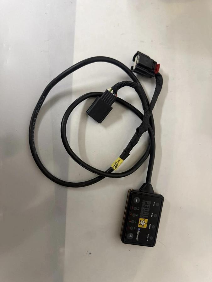 Used Pedal Commander PC18 PC 18 Throttle Response Controller Bluetooth 14 Mustang 5.0