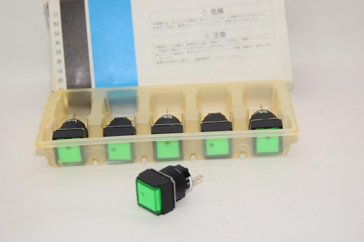 (6) FUJI AH165-ZSGE2 AH165-ZS 24V Green Square Pushbutton Command Switch NEW