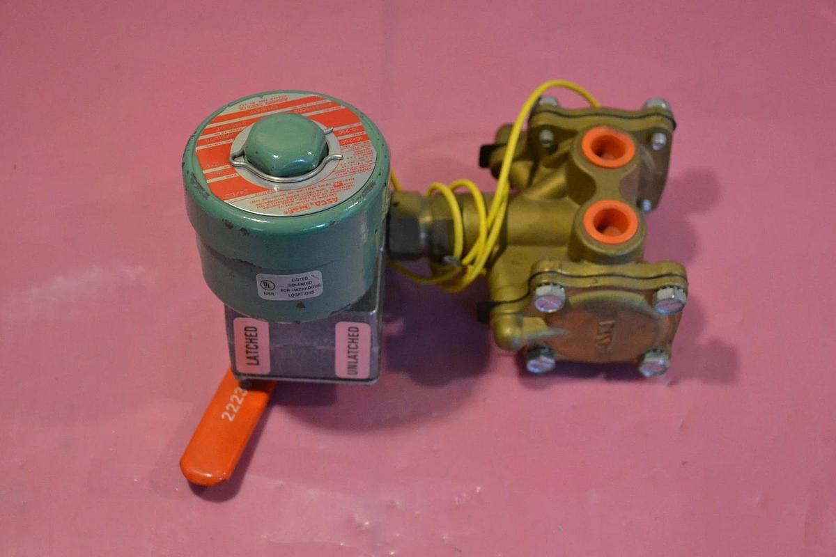 ASCO VALVE 8311B41F 314539-F 24V 24 V 3/8" PIPE NEW