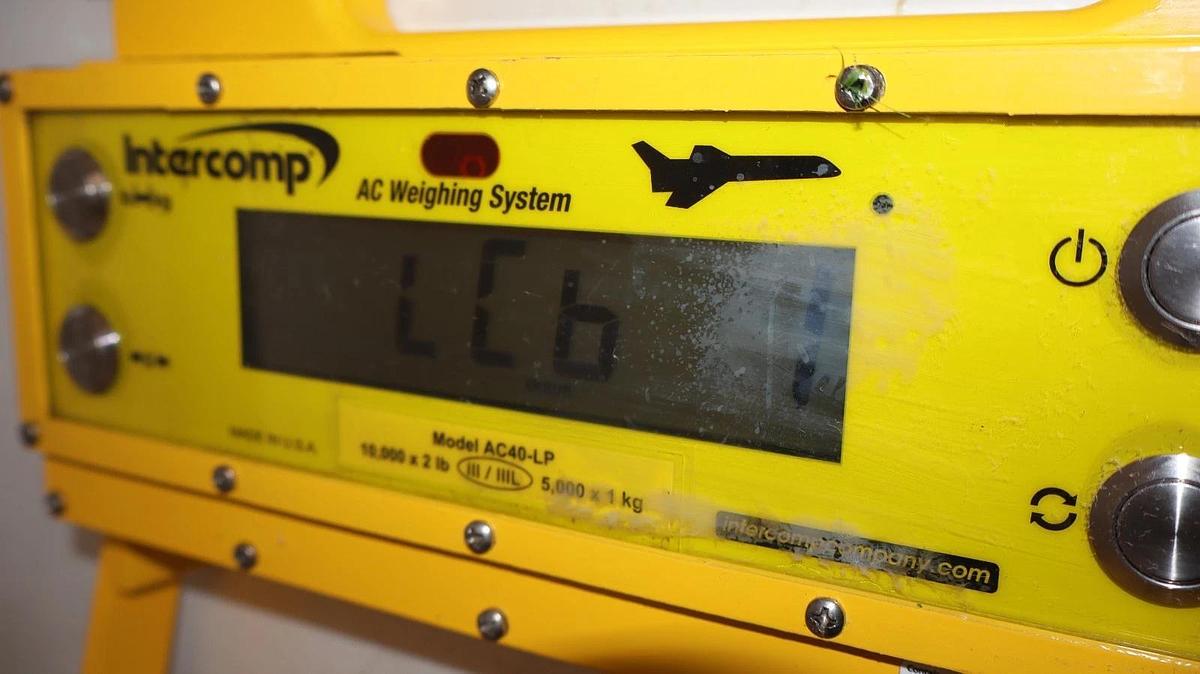 Used Intercomp Low-Profile Aircraft Scale AC40-LP 10,000 X 2lbs 144042 5,000 x 1kg