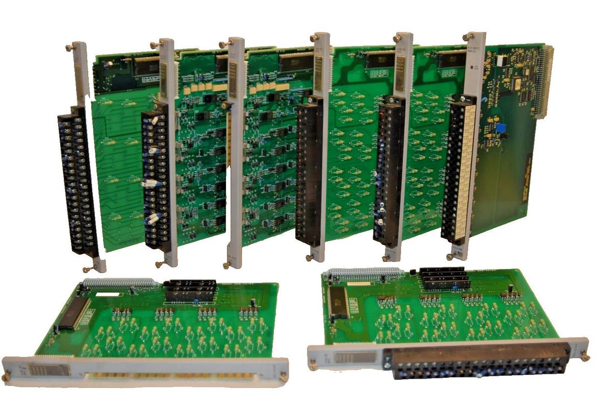 Used SIEMENS 505-4316A 505-4316, 505-4308, 505-6108B Input Module (Lot of 8)