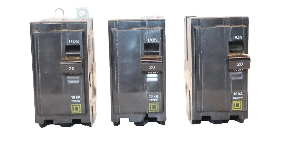 Used Square D Tipo/Q0B 2Pole 20A Amp Circuit Breaker (Lot of 3)