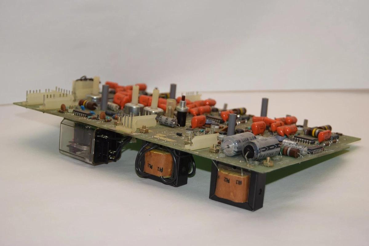 Used LOUIS ALLIS CO. 5Y897-0444 Firing Logic Control Board