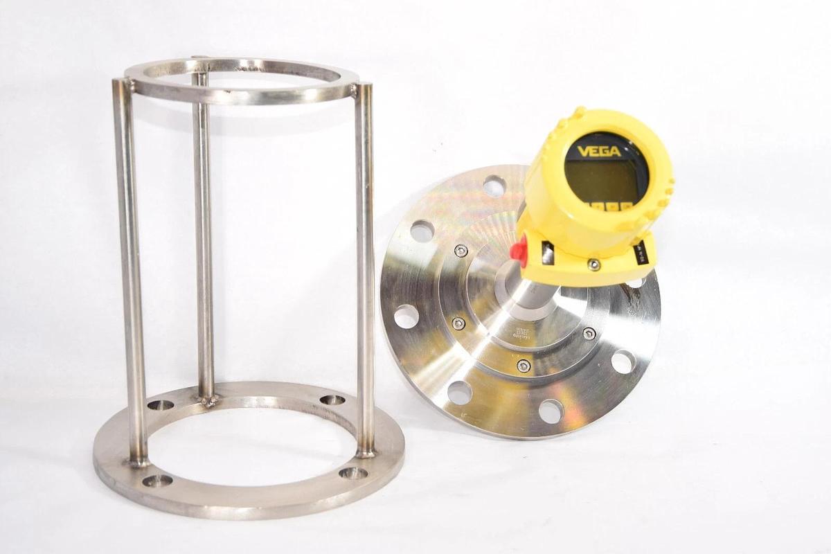 Used Vega VEGAPULS 69 RADAR LEVEL TRANSMITTER  PS69,FECSDBHXANKXX  PS69 FECSDBHXANKXX