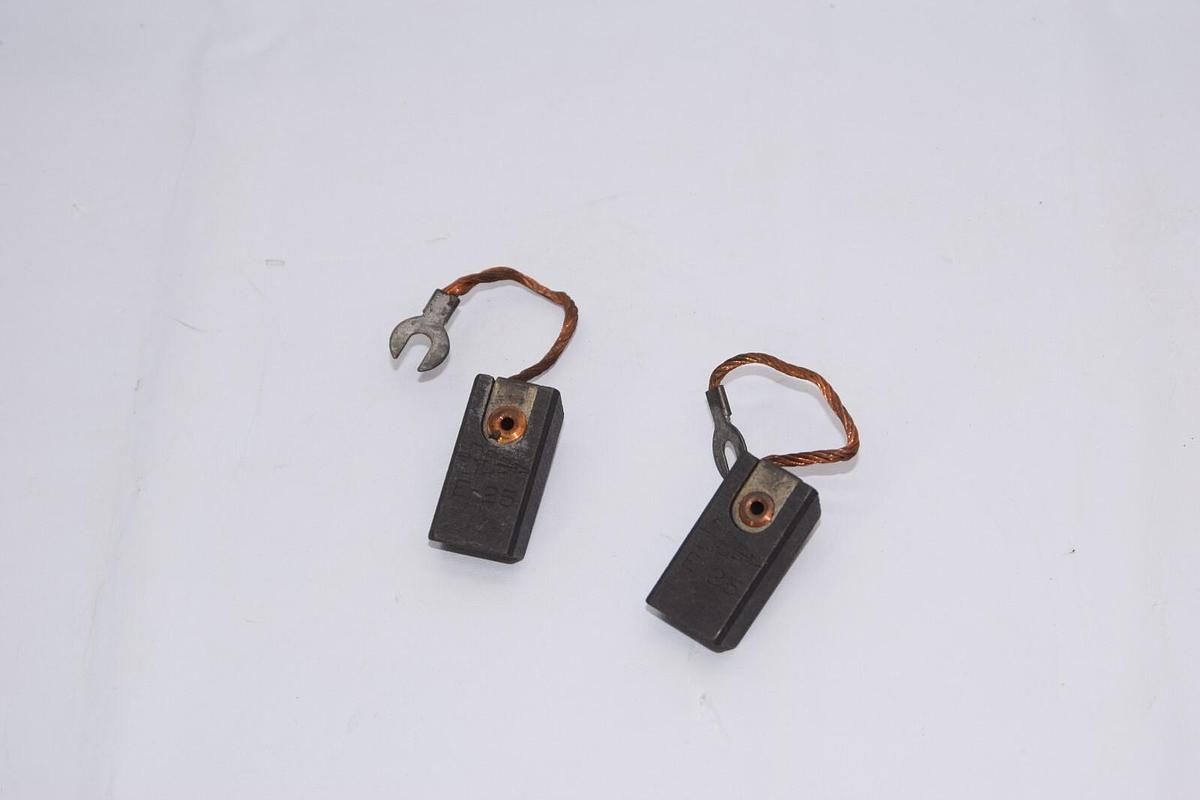 (NEW - Lot of 2) SCC / SEE E-25 E25 3/4" x 7/16" Carbon Brush