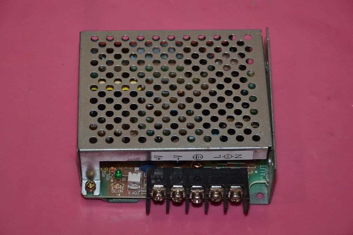 Used OMRON POWER SUPPLY S82J-6124 S82J 6124 S82J6124