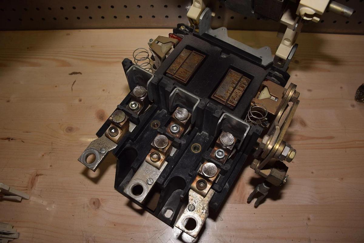 Used Westinghouse A201K5CAZ1 Size 5 Motor Starter, SZ 5,Contactor, 3-Phase, Model J,