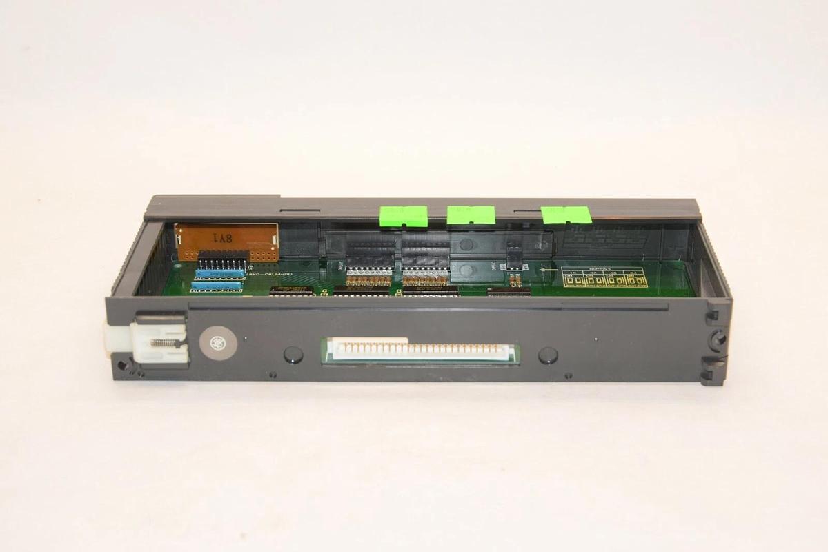 (NEW) MITSUBISHI ELECTRIC CORP Melsec AG62 811C  Programmable Controller