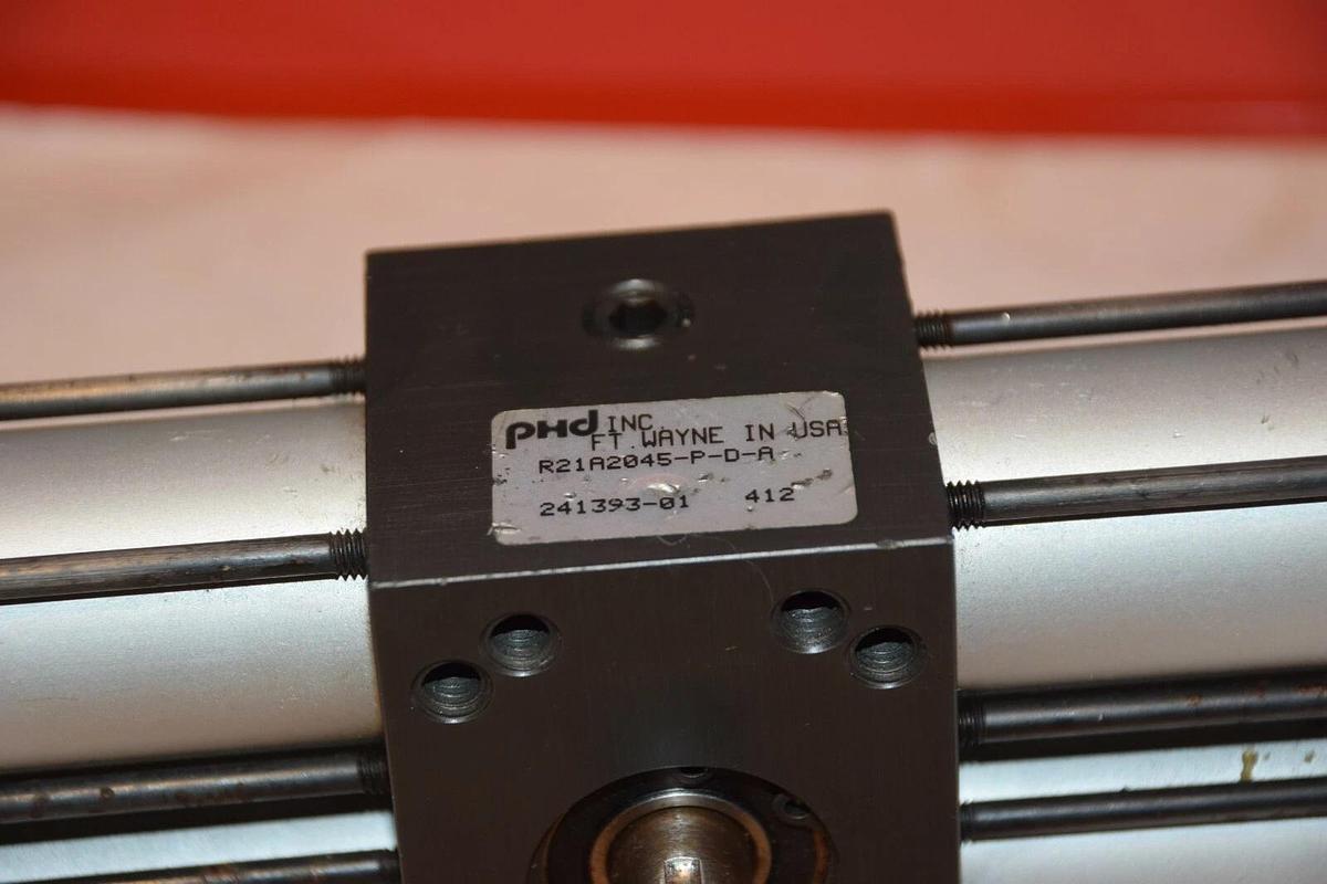 NEW PHD R21A2045-P-D-A R21A2045PDA ROTARY ACTUATOR