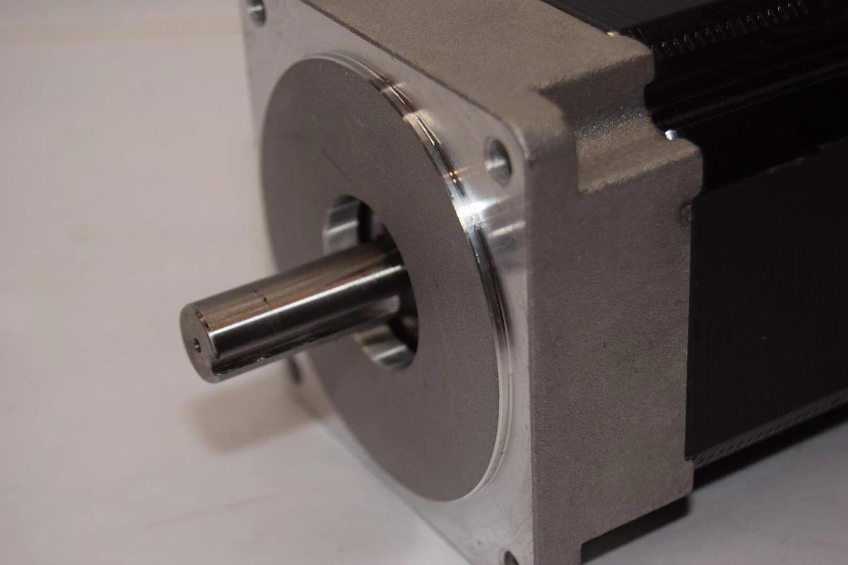 Used AMETEK EC083A-40C0-A07 Servo Motor