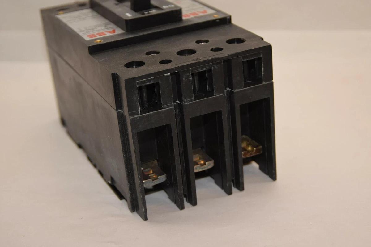 (NEW) ABB ESB43025L 25A  25 Amp A 480V 3P Circuit Breaker