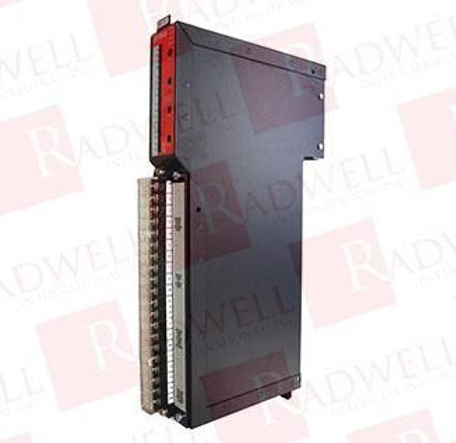 Used SQUARE D SY/MAX ROM-121 ROM 121 8030 SERIES B NO WIRE PLUG OUTPUT MODULE