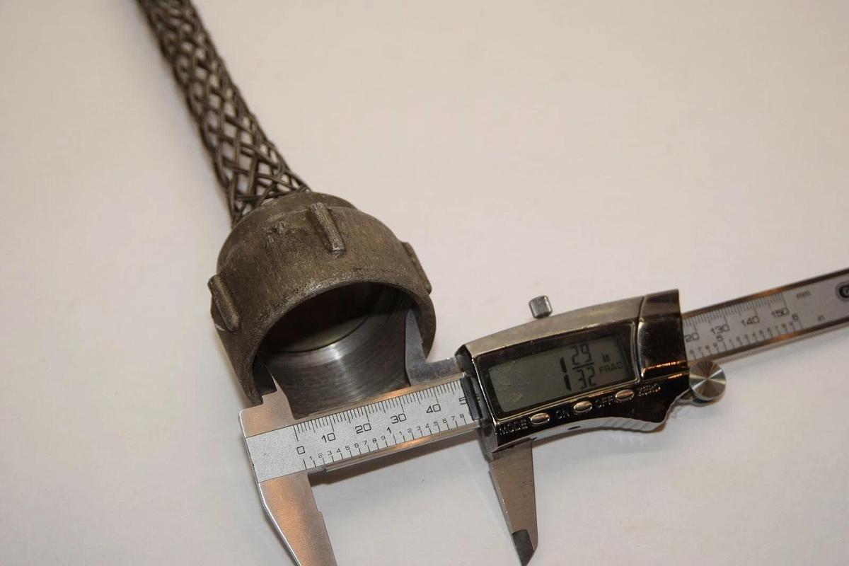 (NEW) PG 1018 1-29/32" Approximately 8.5" Strain Relief Grip Cord