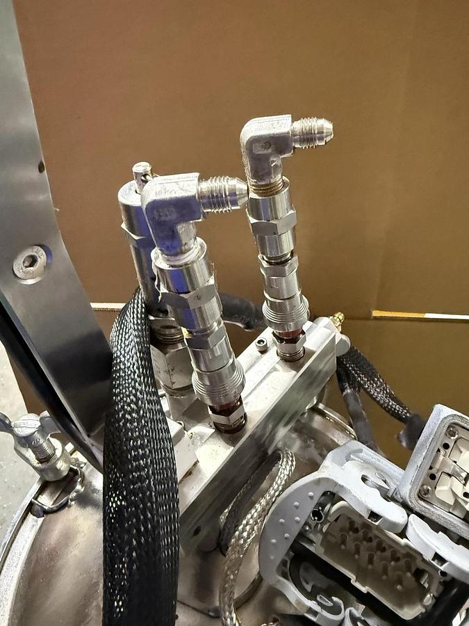 Used Binks 0910-4031 SS 2.8 Gal Steel Pressure Tank w/ Gast air Agitation