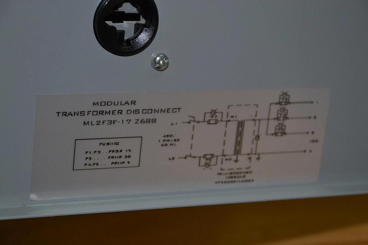 DAYKIN ELECTRIC ML2F3F-17 Z688 TRANSFORMER DISCONNECT 480v NEW