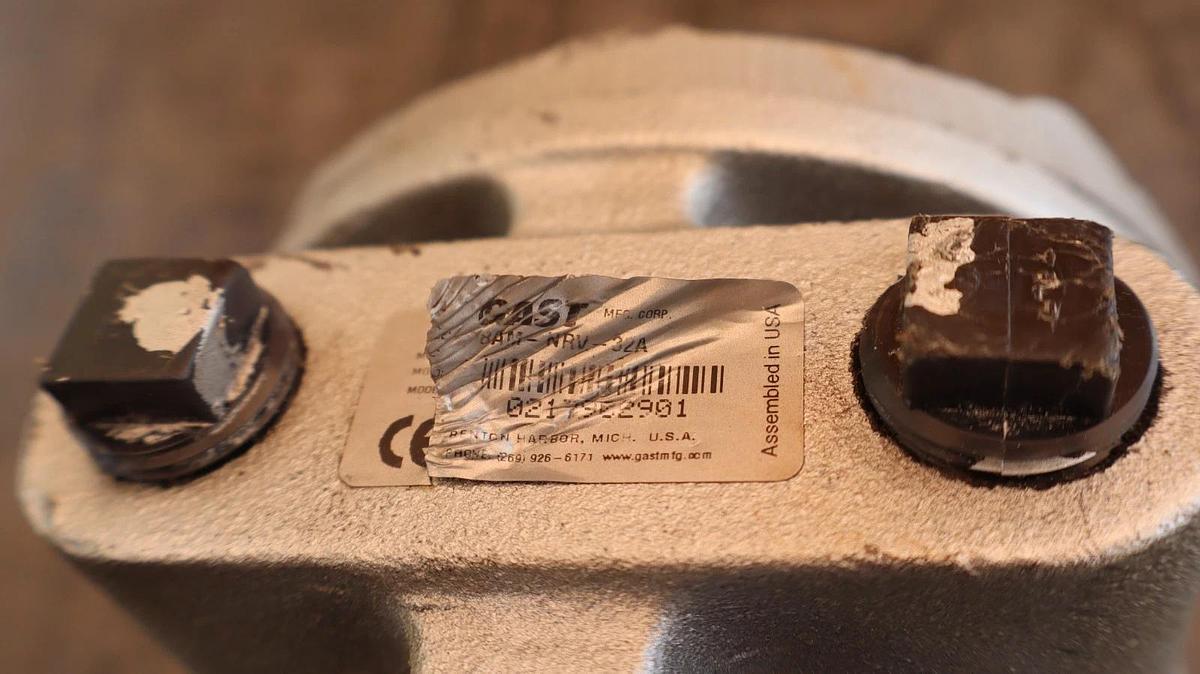 Used GAST Air Motor 8AM-NRV-32A  8AMNRV32A 5hp USA