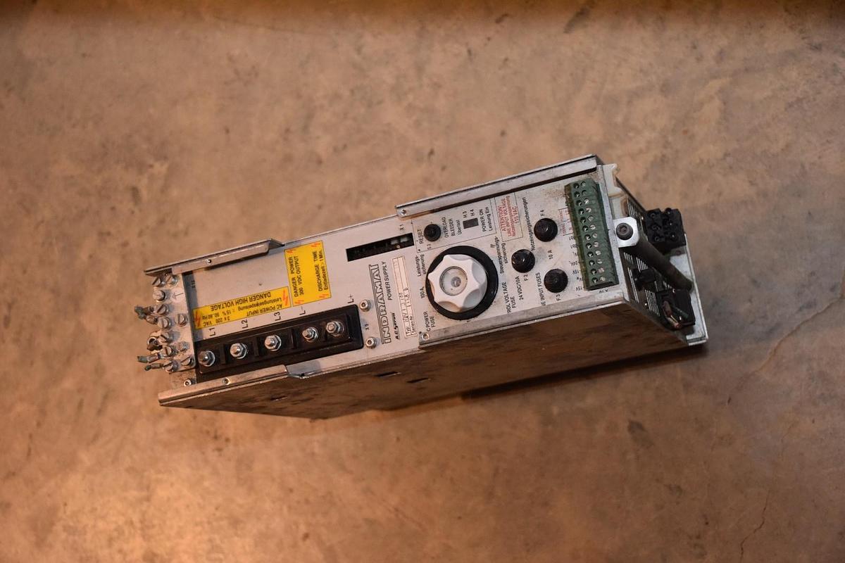 Used INDRAMAT KDV1.3-100-220/300-115 100A AC SERVO POWER SUPPLY DRIVE