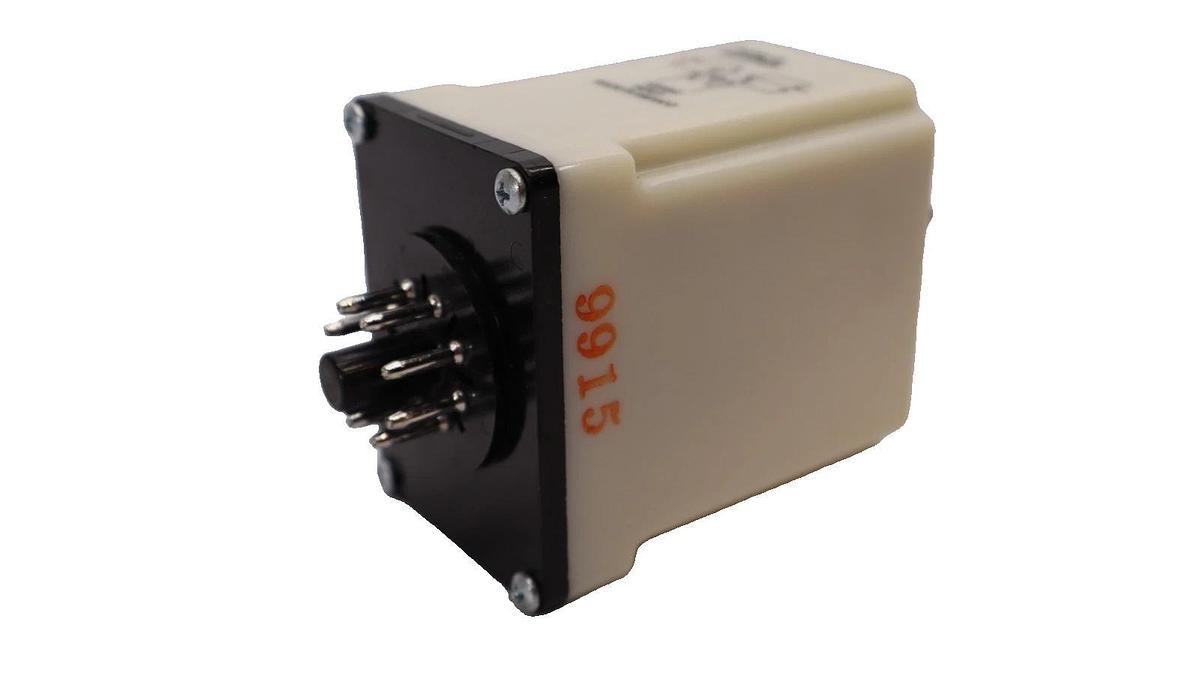 Used POTTER & BRUMFIELD CB-1002B-70 , CB1002B70 120Vac 0.1-5sec Timing Relay