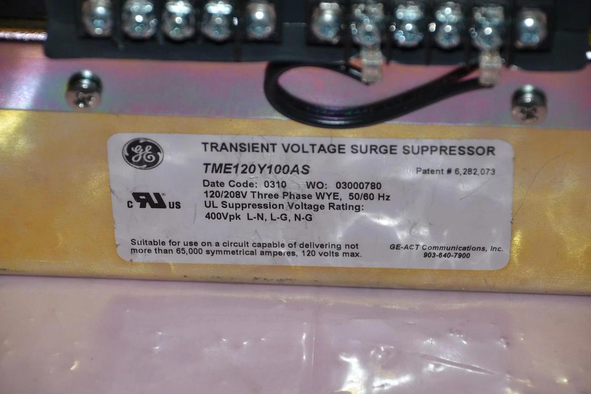 Used GENERAL ELECTRIC TME120Y100AS 120/208V 3PH 50/60Hz 400Vpk SURGE SUPPRESSOR