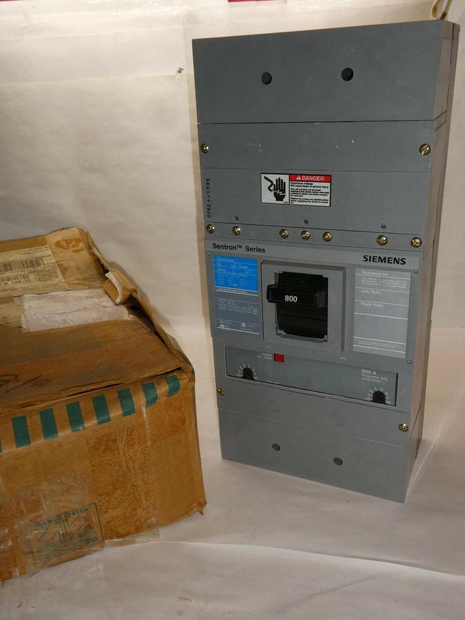 Used (New) Siemens LMXD62B800 Molded Case Circuit Breaker 2P 800 Amp 600V LMXD6 800A