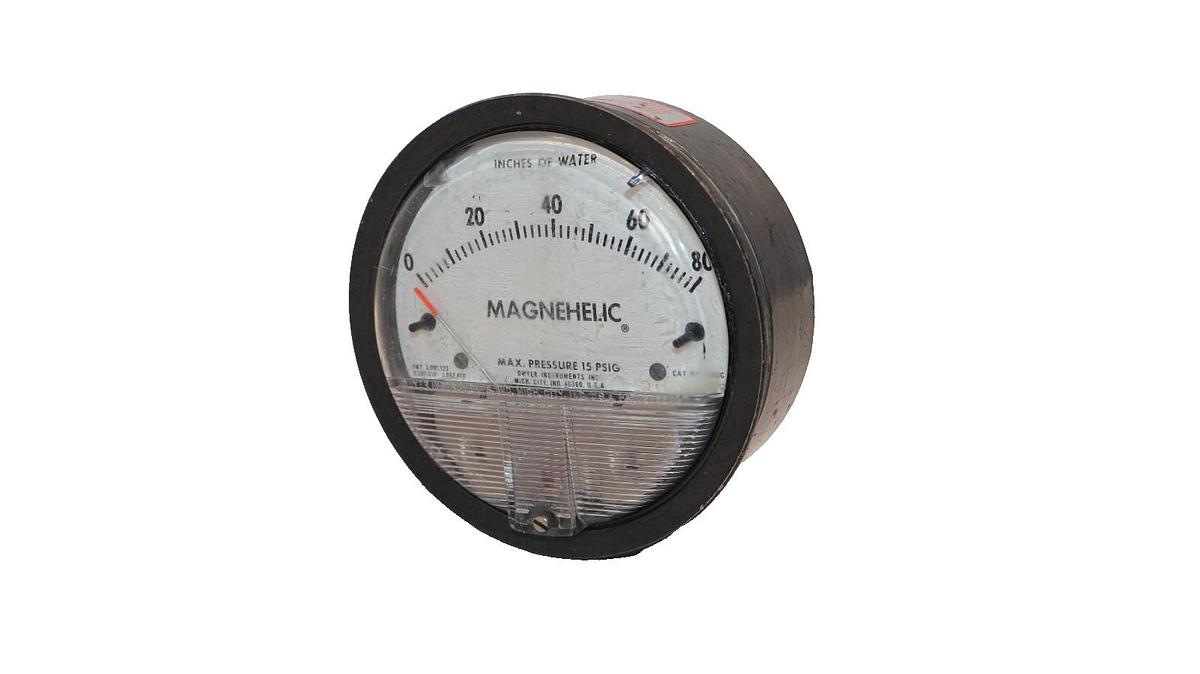 Used Dwyer 2080 C Magnehelic Differential Pressure Gauge 0-80"
