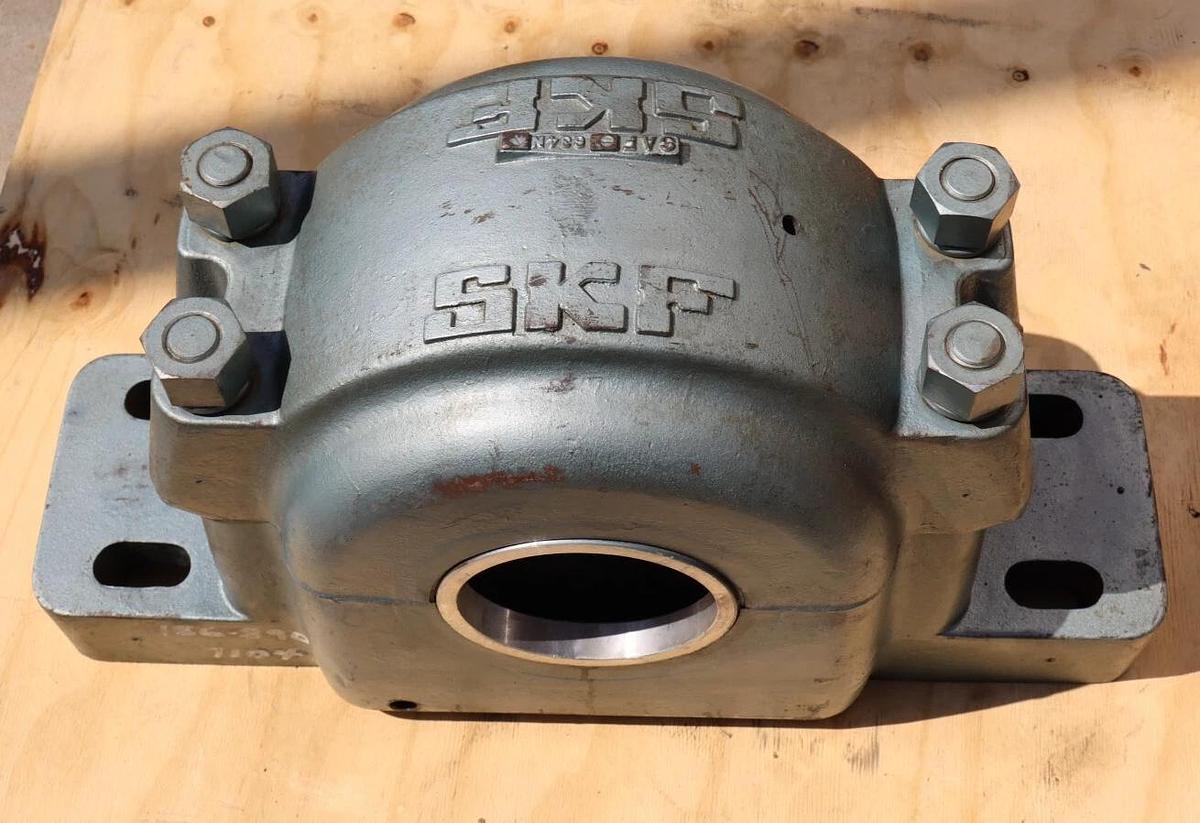 SKF 4 Bolt Split Pillow Block Bearing HOUSING ONLY SAF634N SAF 634N 5-15/16" NOS