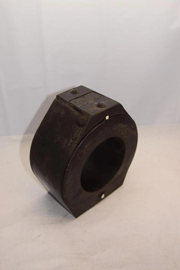 GE GENERAL ELECTRIC JCS-0 750x10G2 Ratio 100:5 25-400cy Current Transformer NEW