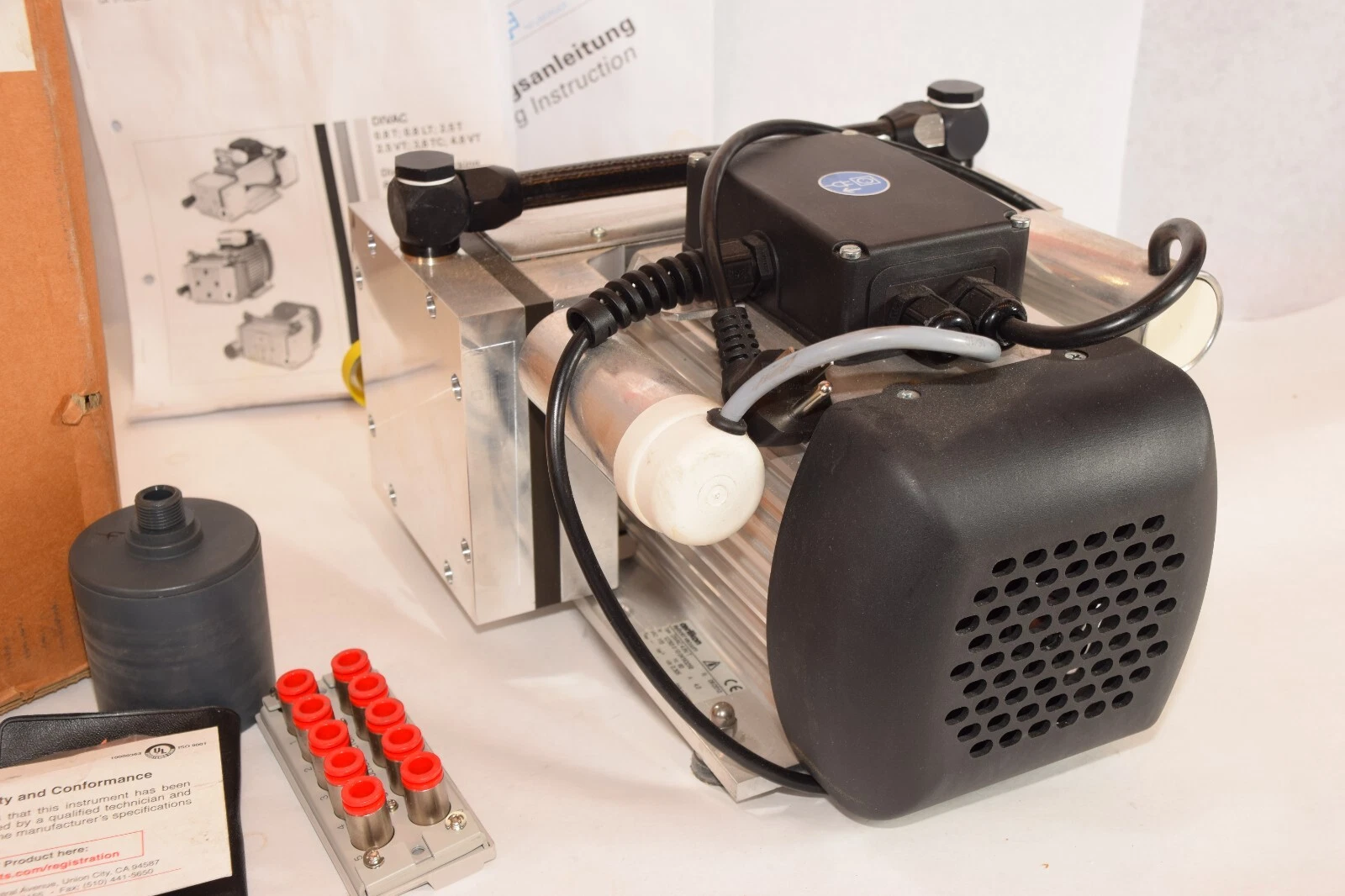 Leybold Oerlikon Vacuum Pump 12793 DIVAC 4.8VT 1279301004163258 115v .305kW *NEW