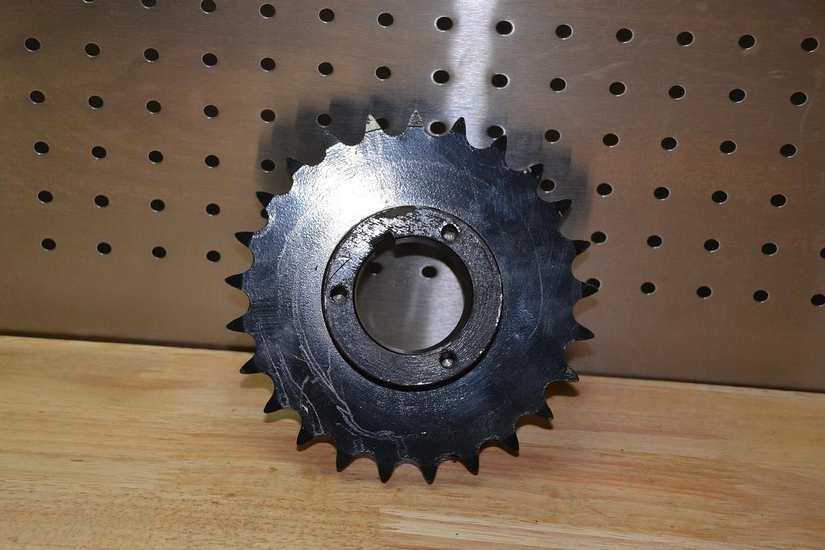 BROWNING H60P25 1 15/16" BORE 25 TOOTH SPROCKET NEW