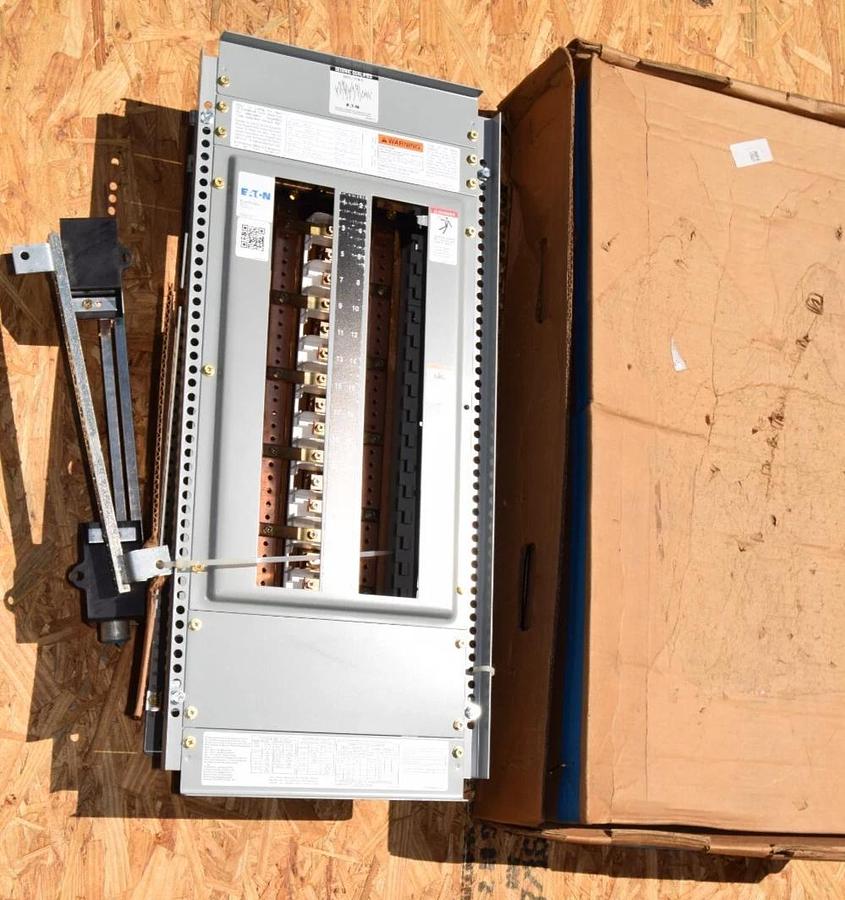 EATON PRL1a Pow-R-Line 1A Panelboard Interior 225a 225 Amp 3ph 4w 208y/120v NEW