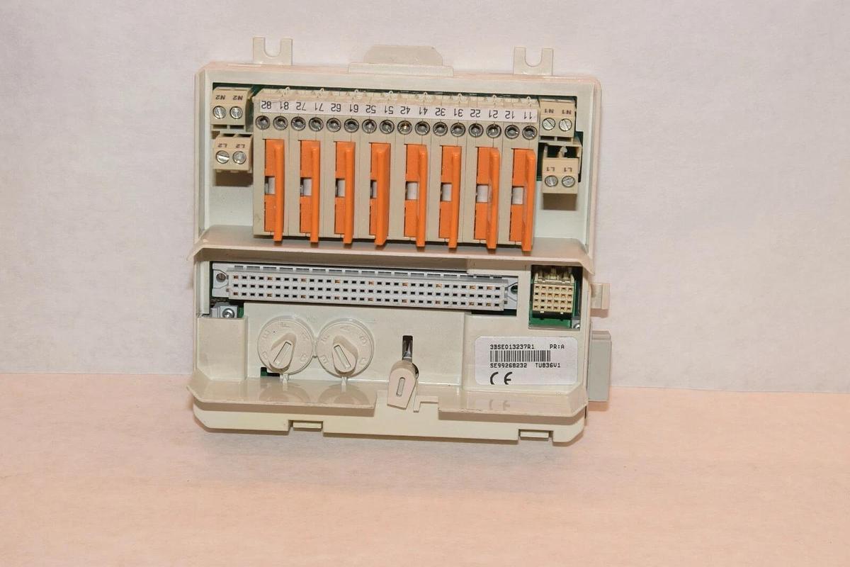 Used ABB MODULE 3BSE013237R1 TU836V1 3BSEO13237R1 PR: A