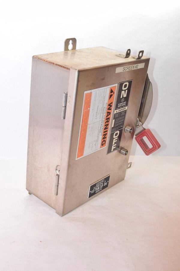 Used GE GENERAL ELECTRIC TH3361SS316 Model 1 30A Amp 600V Safety Switch W/ 20Amp Fuse