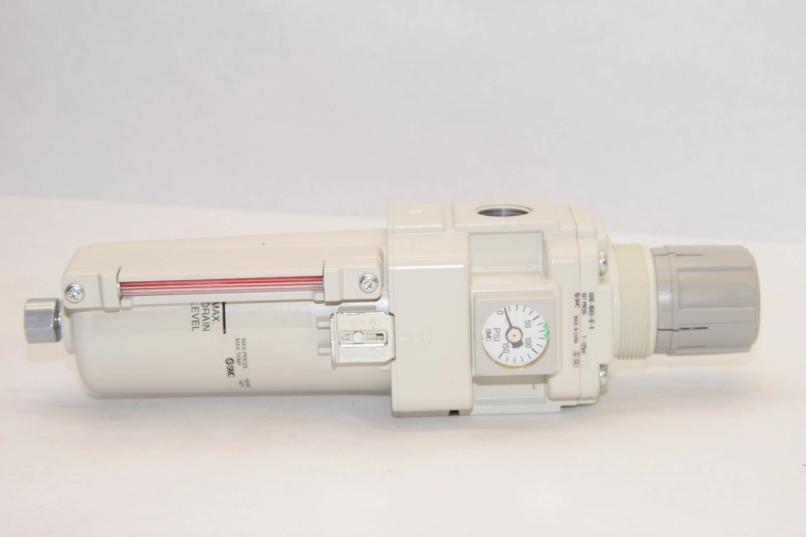 (NEW) SMC AW40-N04EH-8Z-B 7-125psi Filter / Regulator W/Retainer Nut