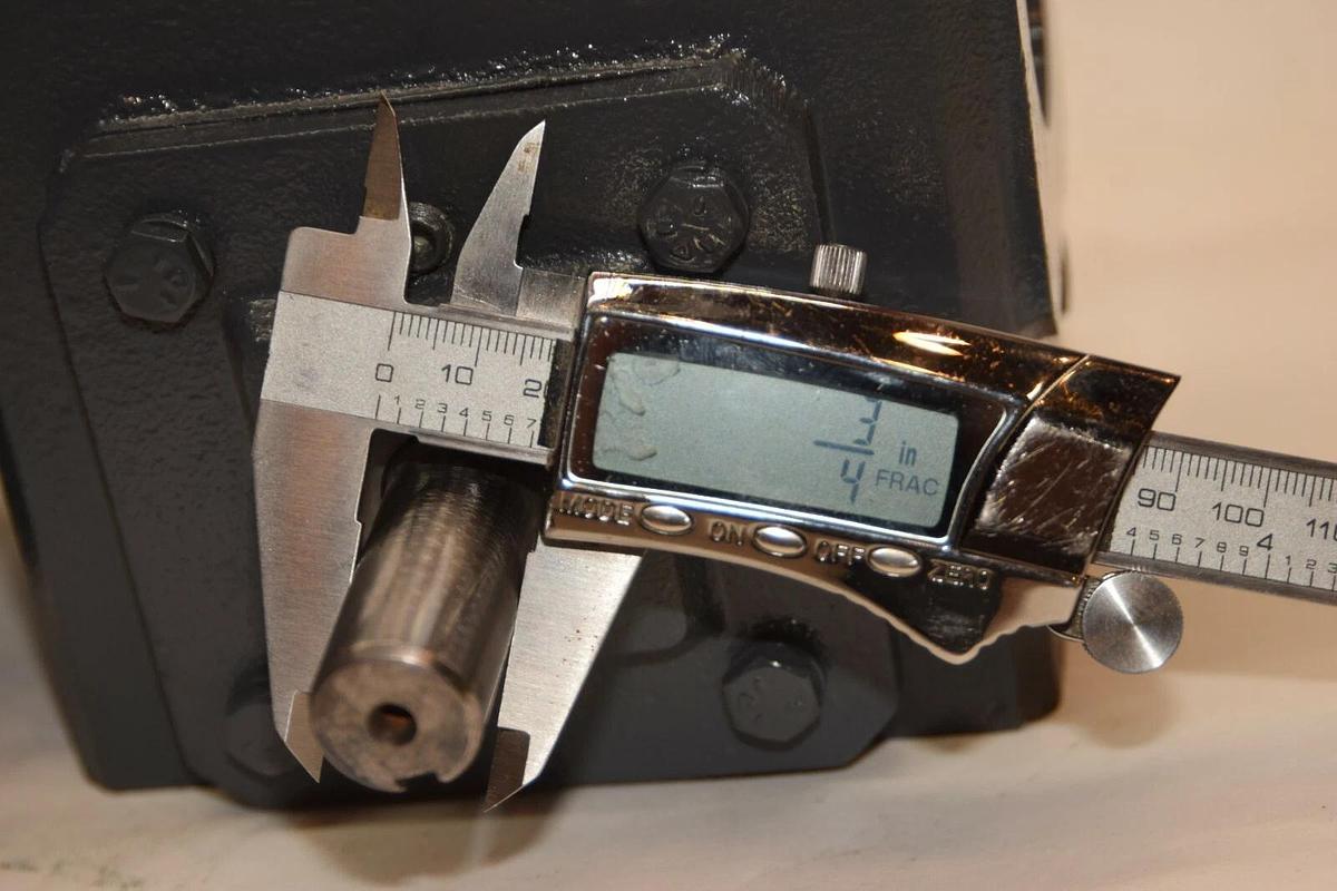 (NEW) MORSE MORSE Raider 154Q56R15 15:1 3/4" Shaft Gear Box / Speed Reducer