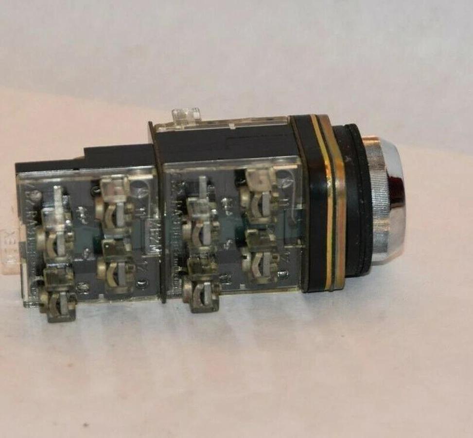 (NEW) TELEMECANIQUE XB2-MA 43 XB2MA43 Red Push Button