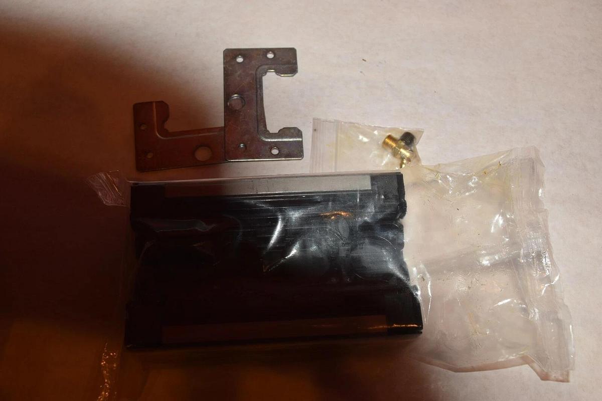 (New) THK Ball Bearing Block Retainer  SHS45V1SS SHS45V