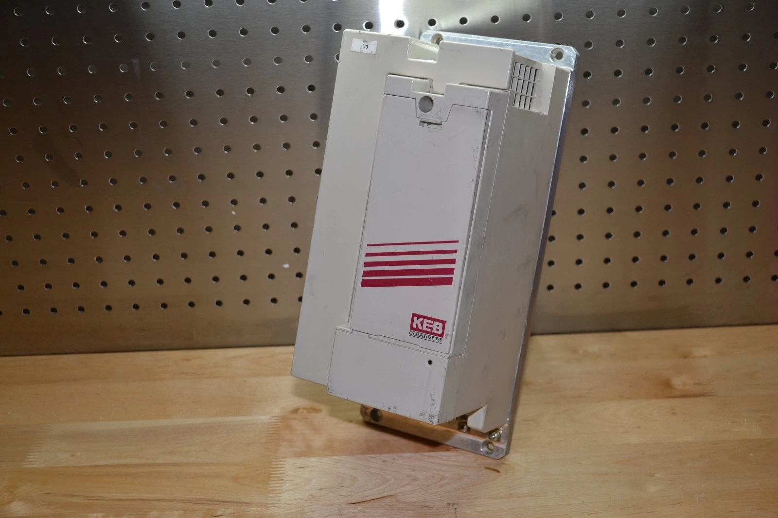 Used KEB COMBIVERT AC Drive 15.F5.B1E-Y001 15F5B1EY001 AC 15 HP 480V 17kva
