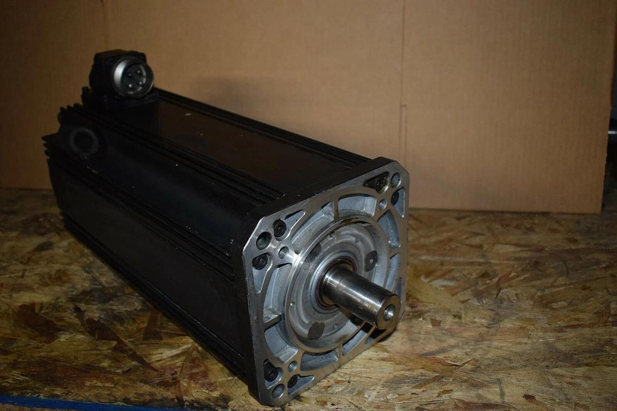 Refurbished Indramat MDD112D-N-030-N2M-130PB0 Servo Motor, 250677 Refurbished