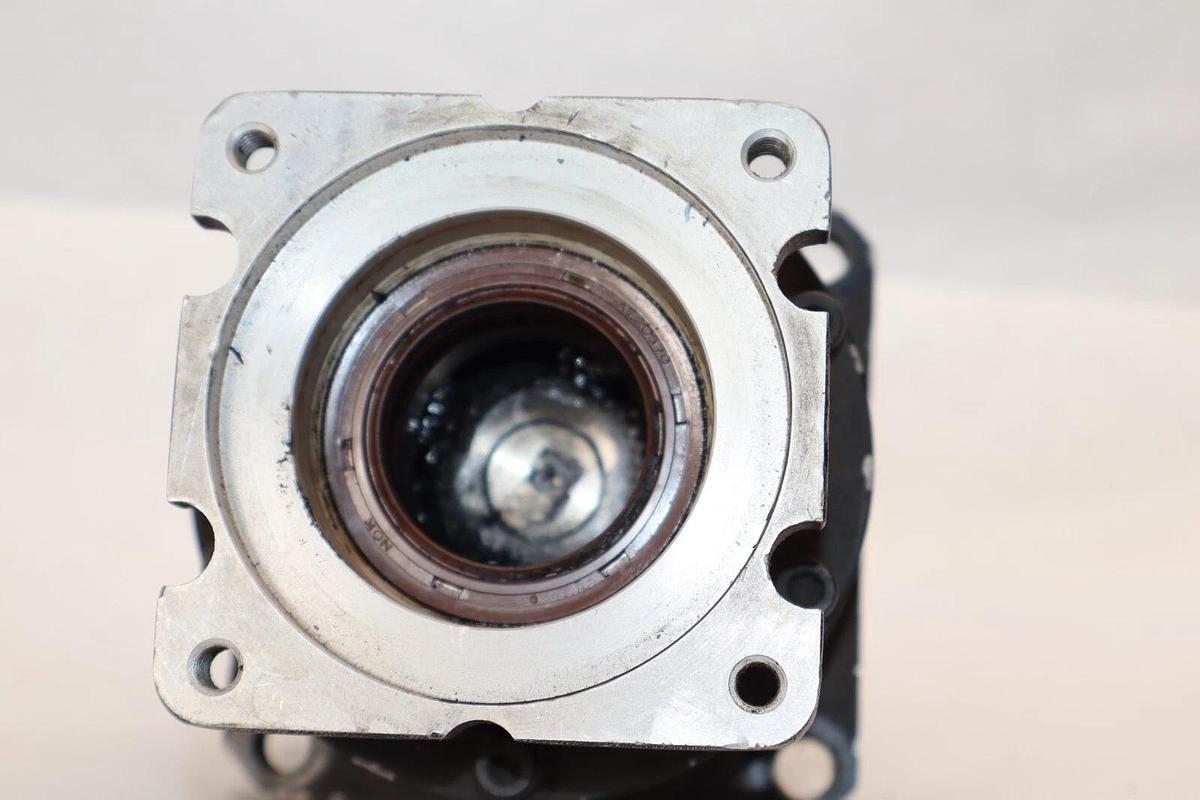 Used MITSUBISHI K10012 31.97mm Shaft Gear Reducer