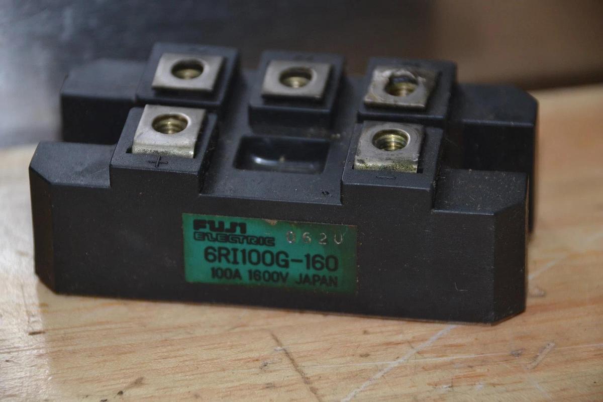 Used FUJI ELECTRIC 6RI100G-160 0620 100A 1600V POWER DIODE MODULE