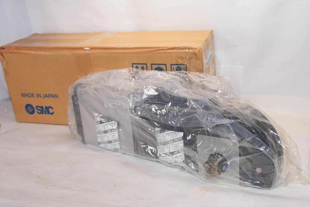 (NEW) SMC CKZ2N80-105-DCK0982K 0.8MPa Cylinder Clamp