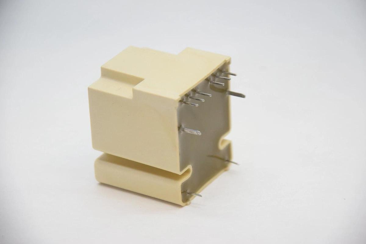 (NEW) VISHAY 102337 Rev A , 453564474121 , 1626-4 B HP Relay