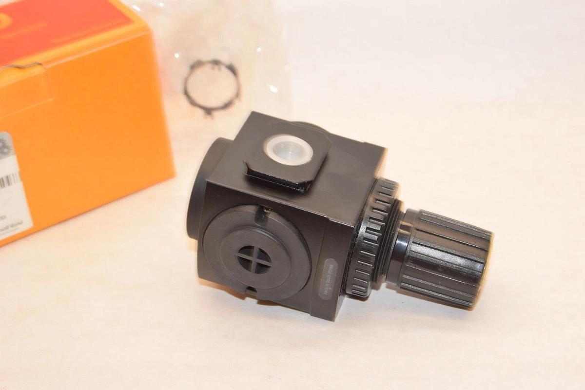 (NEW) ARO R37341-600-MC 2000 Series 0-140psi Pressure Regulator