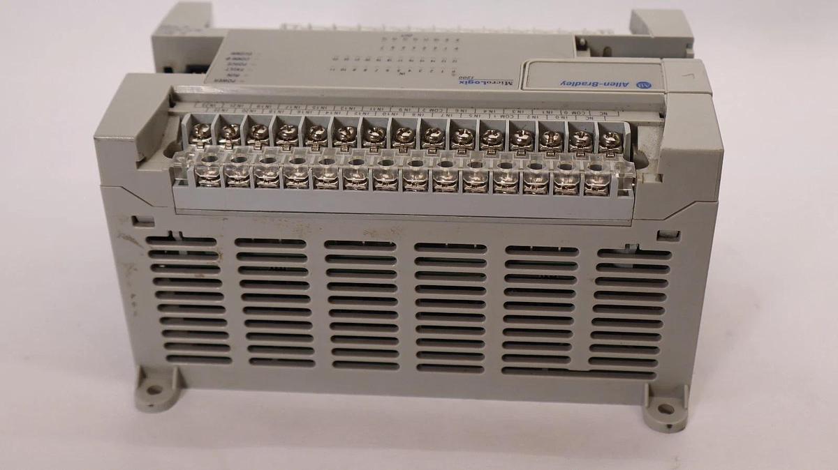 Used Allen Bradley Micrologix 1200 Programmable Controller 1762-L40AWAR Ser. C Rev. G