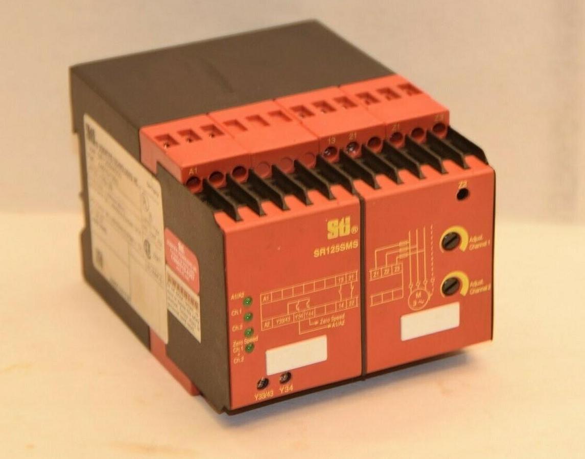 Used STI OMRON SR125SMS00 24Vdc Safety Relay