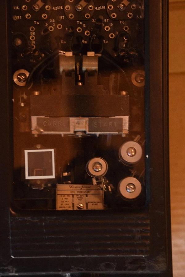 Used Westinghouse KD-1 Distance Relay 289B142A15 .75-2.0 Ohms 5A 120V