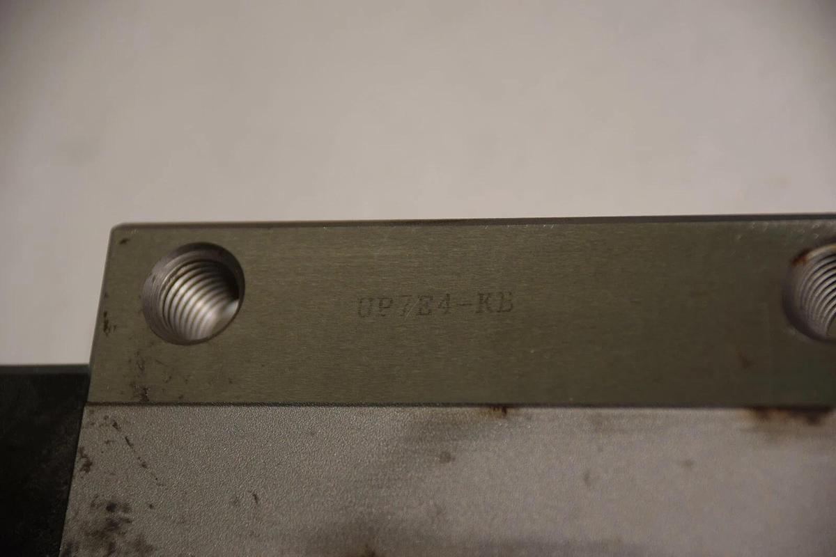 THK SHS45C UP7E4-KB LINEAR BALL BEARING BLOCK NEW