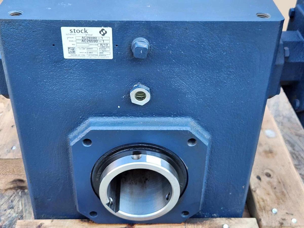 Stock GearBox  AC26590-1  1.951HP 600:1 Ratio, large heavy duty gear box (New)
